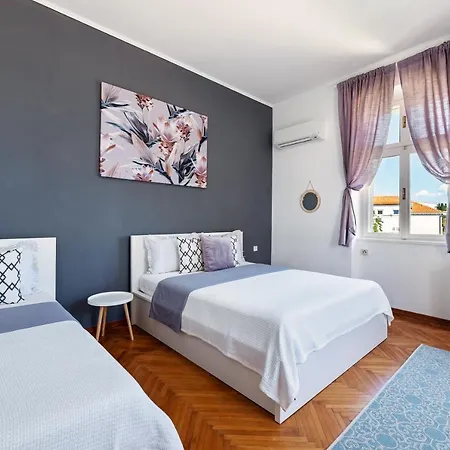 Apartment Martini - Bacvice Beach Split Exterior photo